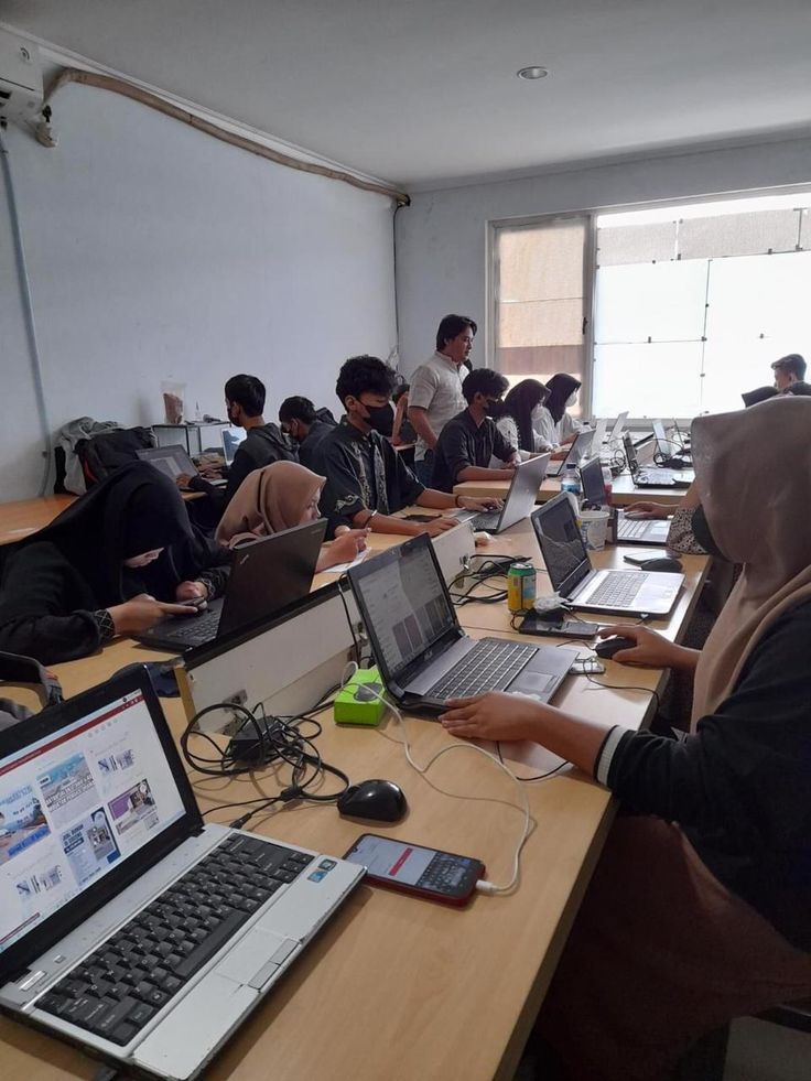 Manajemen Perkantoran dan Layanan Bisnis