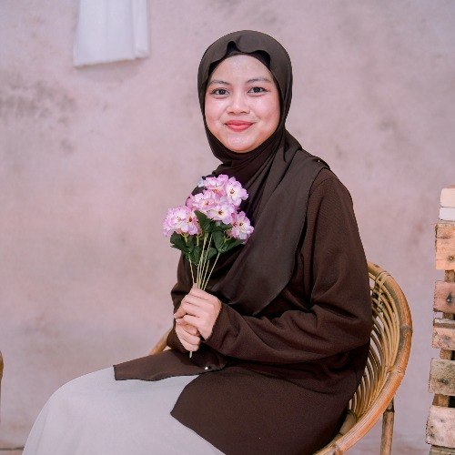 Amanda Aura Ratu Islami S.Pd